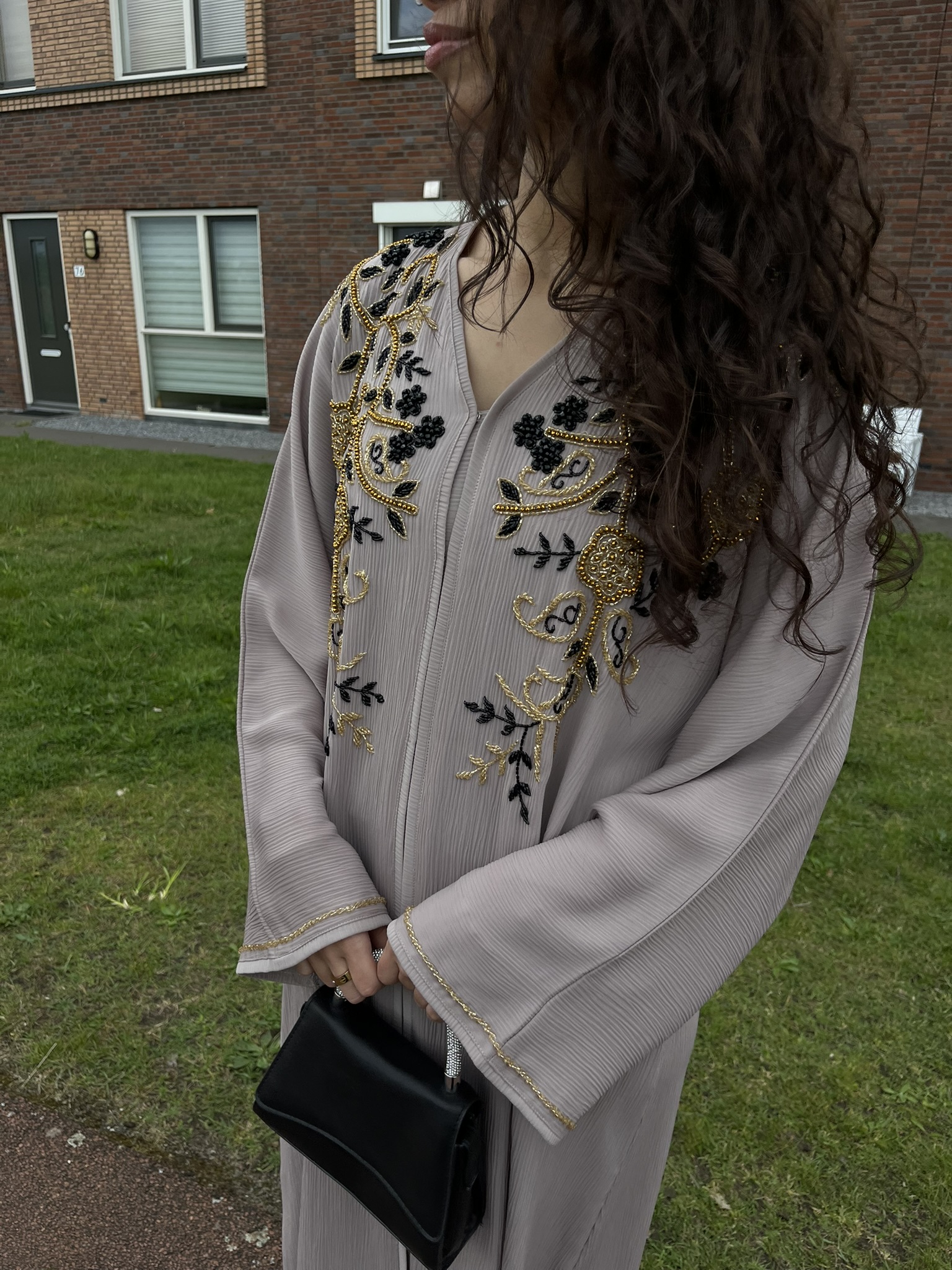 Zahra Abaya